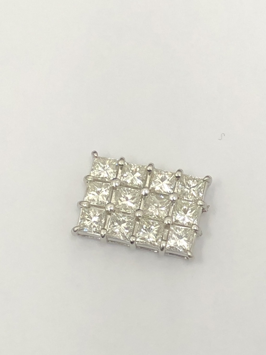 Pt900ダイヤモンドチャームをお買取り致しました！