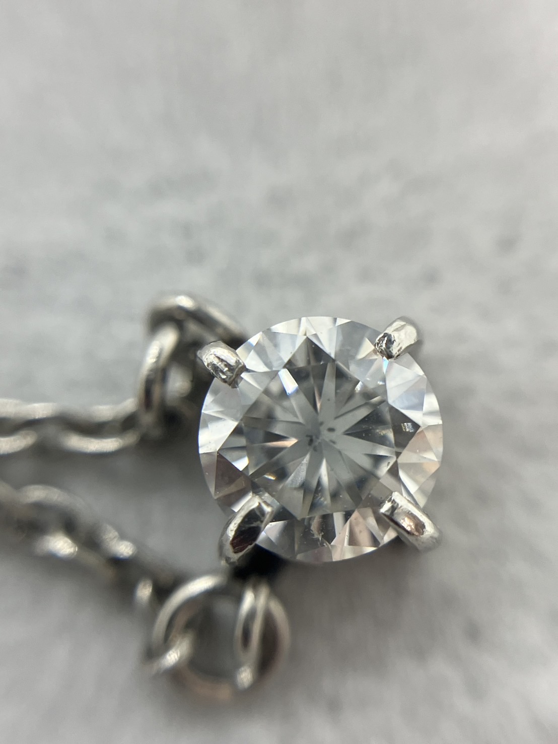 PT900 一粒ダイヤモンドネックレスをお買取り致しました！